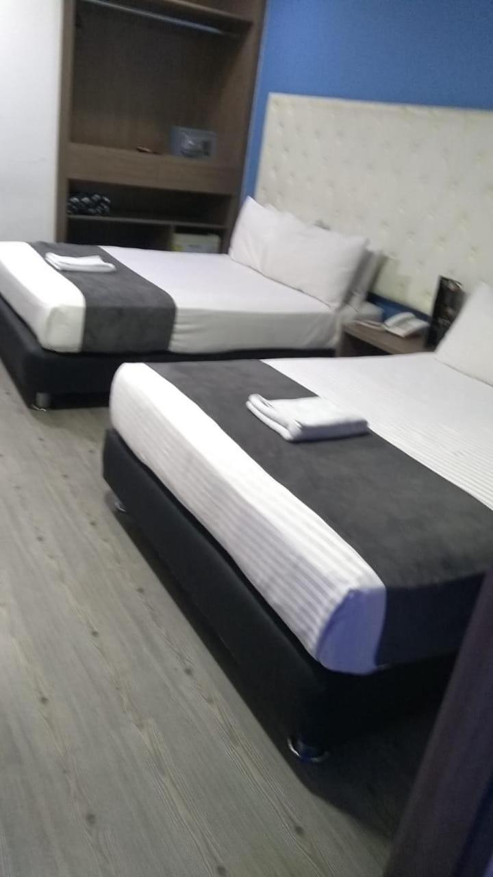 מלון בוגוטה Plaza Miranda מראה חיצוני תמונה